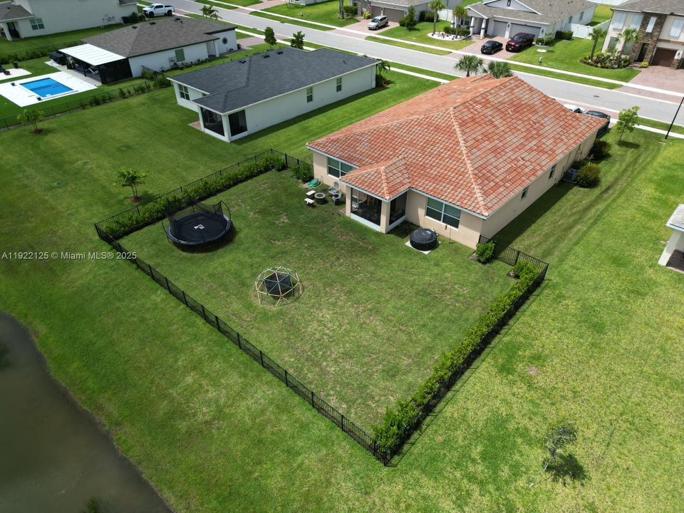 На продажу: $495,000 (4 спален, 3 ванн, 2583 Квадратных фут)