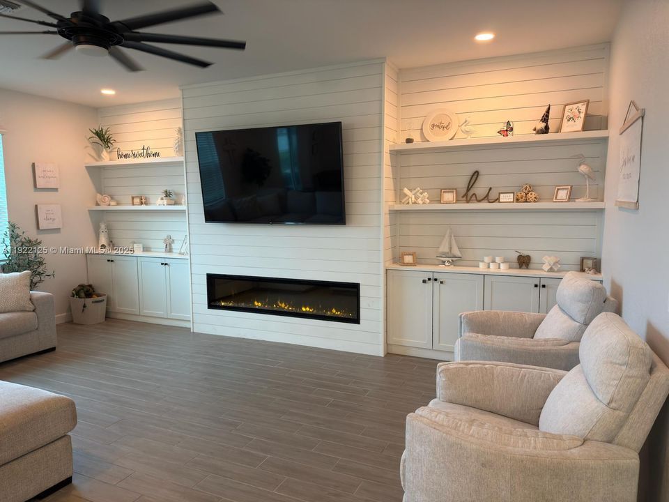 На продажу: $495,000 (4 спален, 3 ванн, 2583 Квадратных фут)