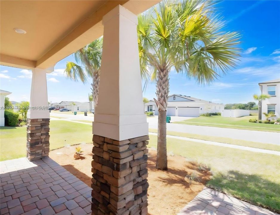 На продажу: $495,000 (4 спален, 3 ванн, 2583 Квадратных фут)