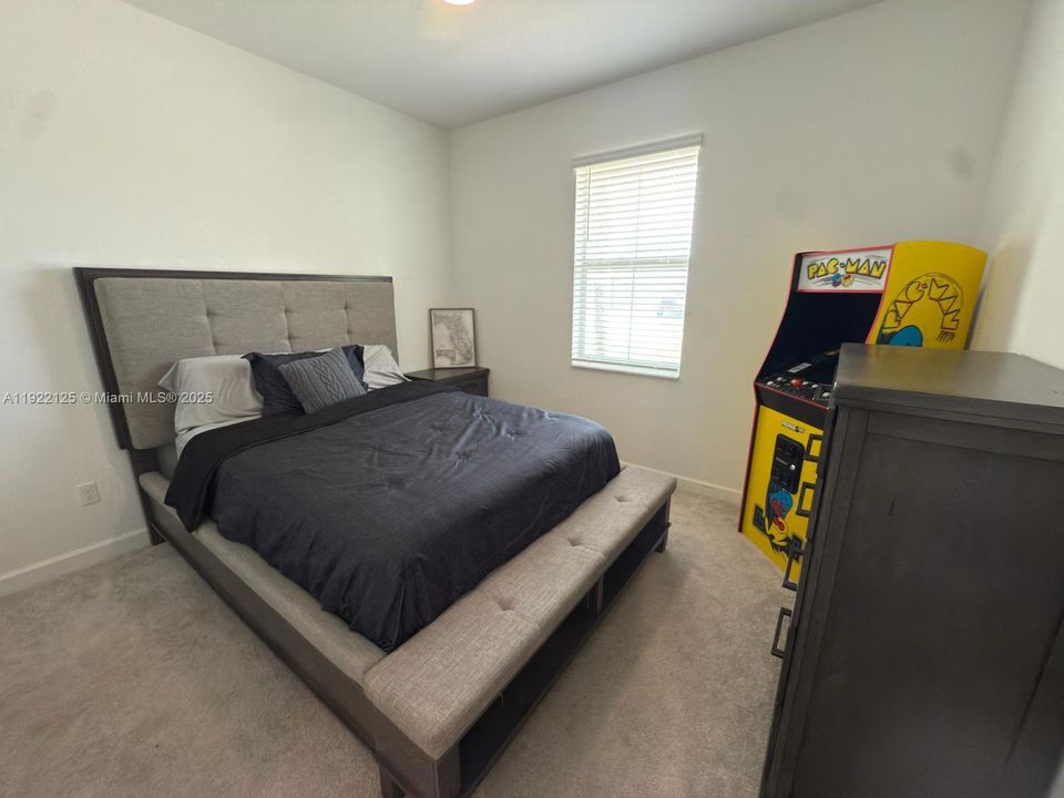 На продажу: $495,000 (4 спален, 3 ванн, 2583 Квадратных фут)