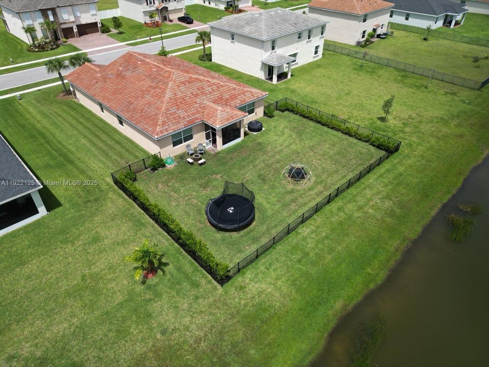 На продажу: $495,000 (4 спален, 3 ванн, 2583 Квадратных фут)