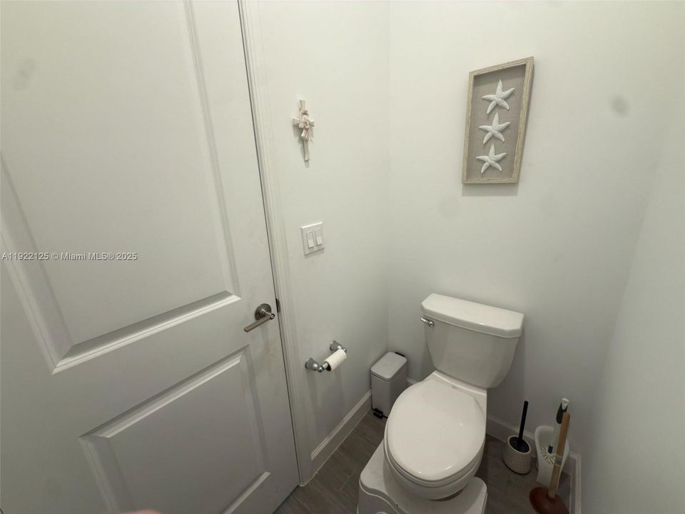 На продажу: $495,000 (4 спален, 3 ванн, 2583 Квадратных фут)