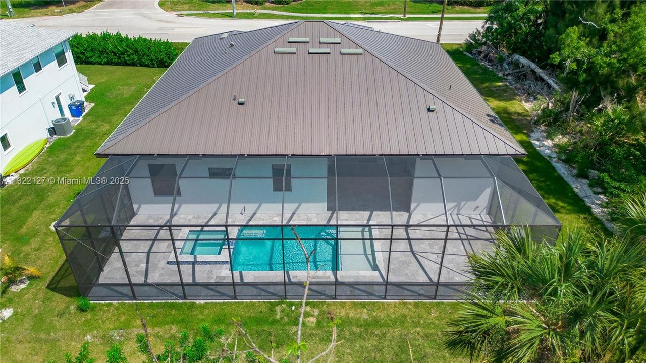 На продажу: $1,299,000 (4 спален, 4 ванн, 0 Квадратных фут)