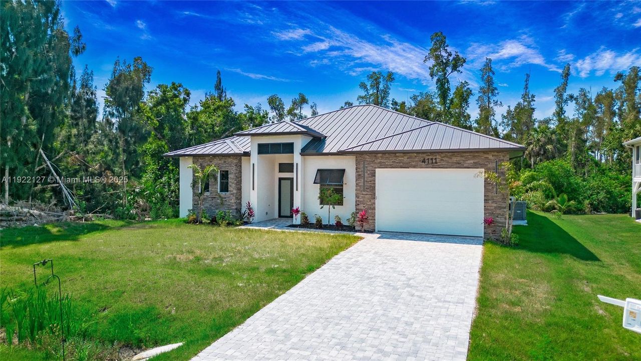 На продажу: $1,299,000 (4 спален, 4 ванн, 0 Квадратных фут)