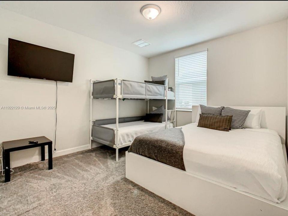 For Rent: $2,399 (3 beds, 2 baths, 0 Square Feet)