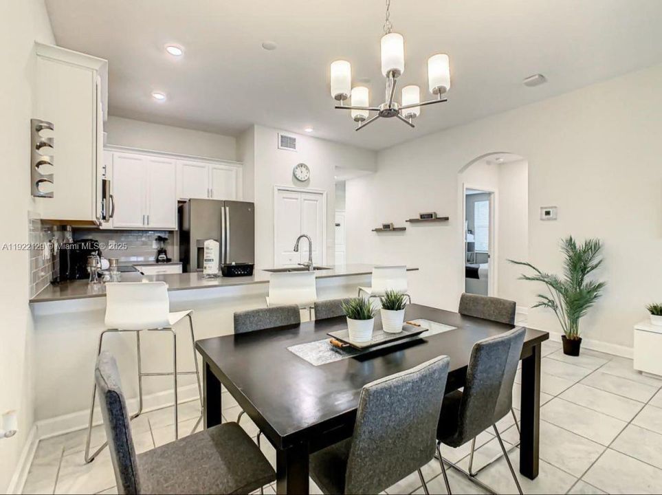 For Rent: $2,399 (3 beds, 2 baths, 0 Square Feet)