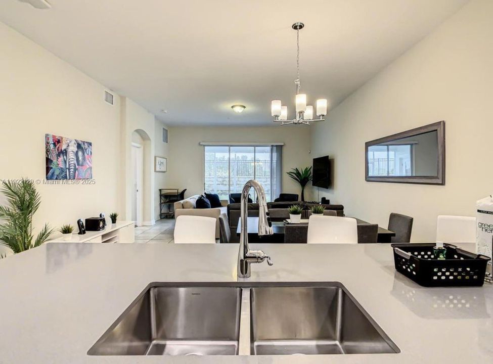 For Rent: $2,399 (3 beds, 2 baths, 0 Square Feet)