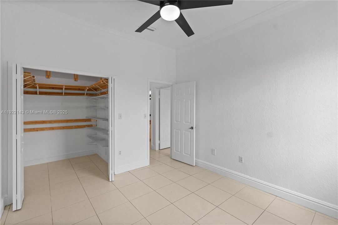 For Sale: $699,900 (4 beds, 2 baths, 2167 Square Feet)