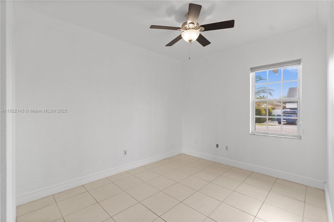 For Sale: $699,900 (4 beds, 2 baths, 2167 Square Feet)