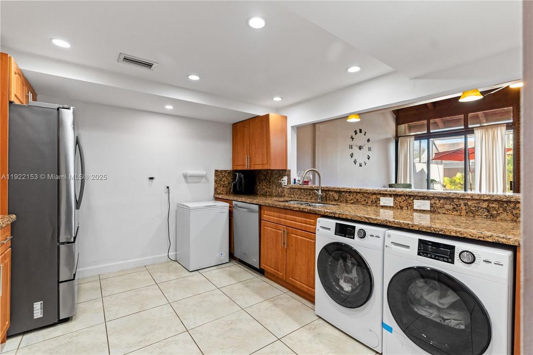 待售: $465,000 (3 贝兹, 2 浴室, 1511 平方英尺)