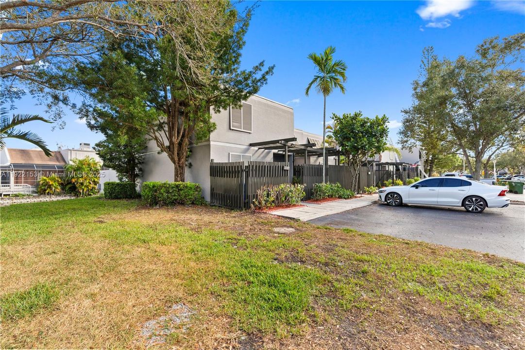 待售: $465,000 (3 贝兹, 2 浴室, 1511 平方英尺)