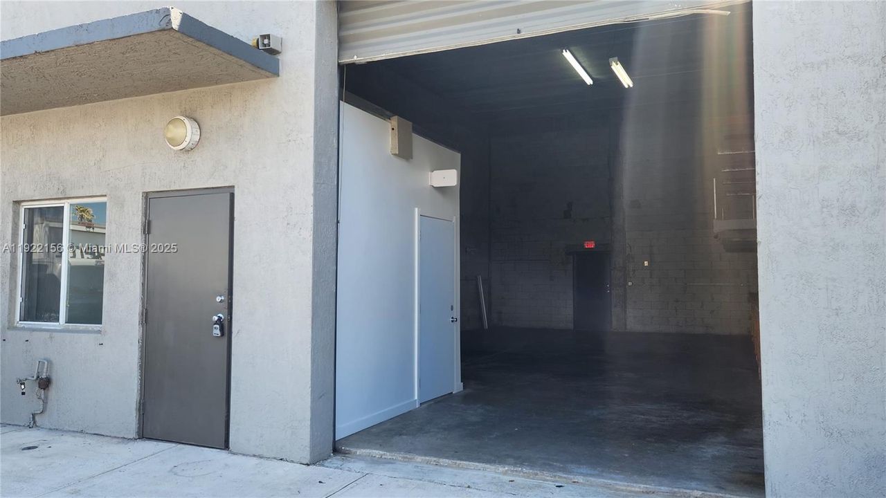 For Rent: $2,350 (0 beds, 0 baths, 0 Square Feet)