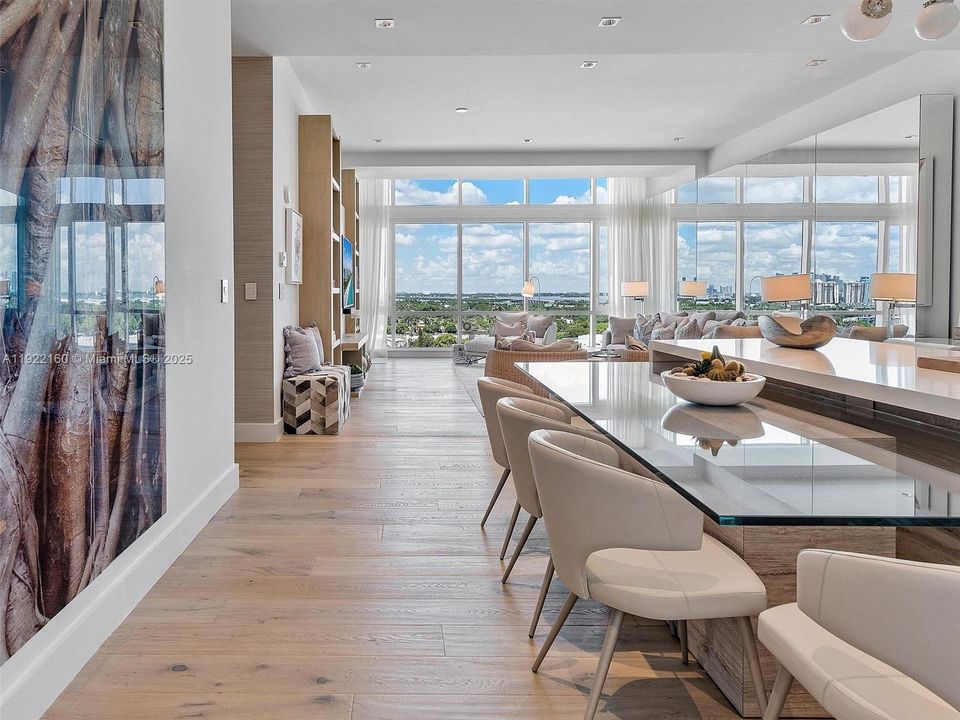 На продажу: $4,500,000 (2 спален, 2 ванн, 1569 Квадратных фут)