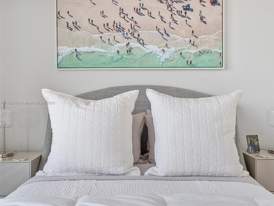 На продажу: $4,500,000 (2 спален, 2 ванн, 1569 Квадратных фут)