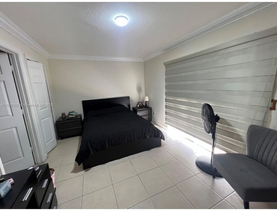 En Renta: $3,200 (3 camas, 2 baños, 1212 Pies cuadrados)