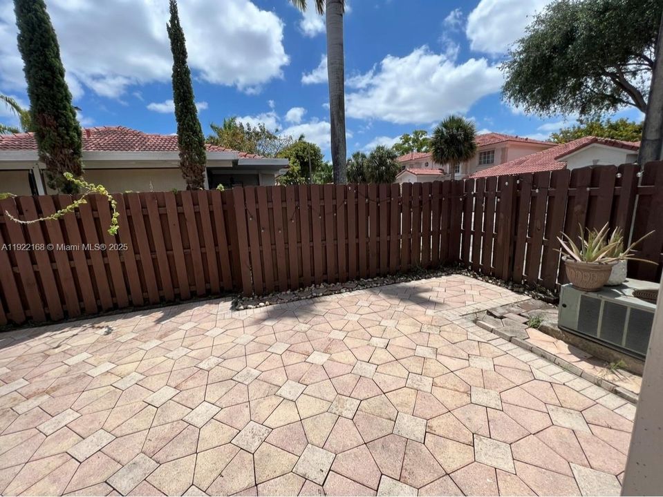 En Renta: $3,200 (3 camas, 2 baños, 1212 Pies cuadrados)