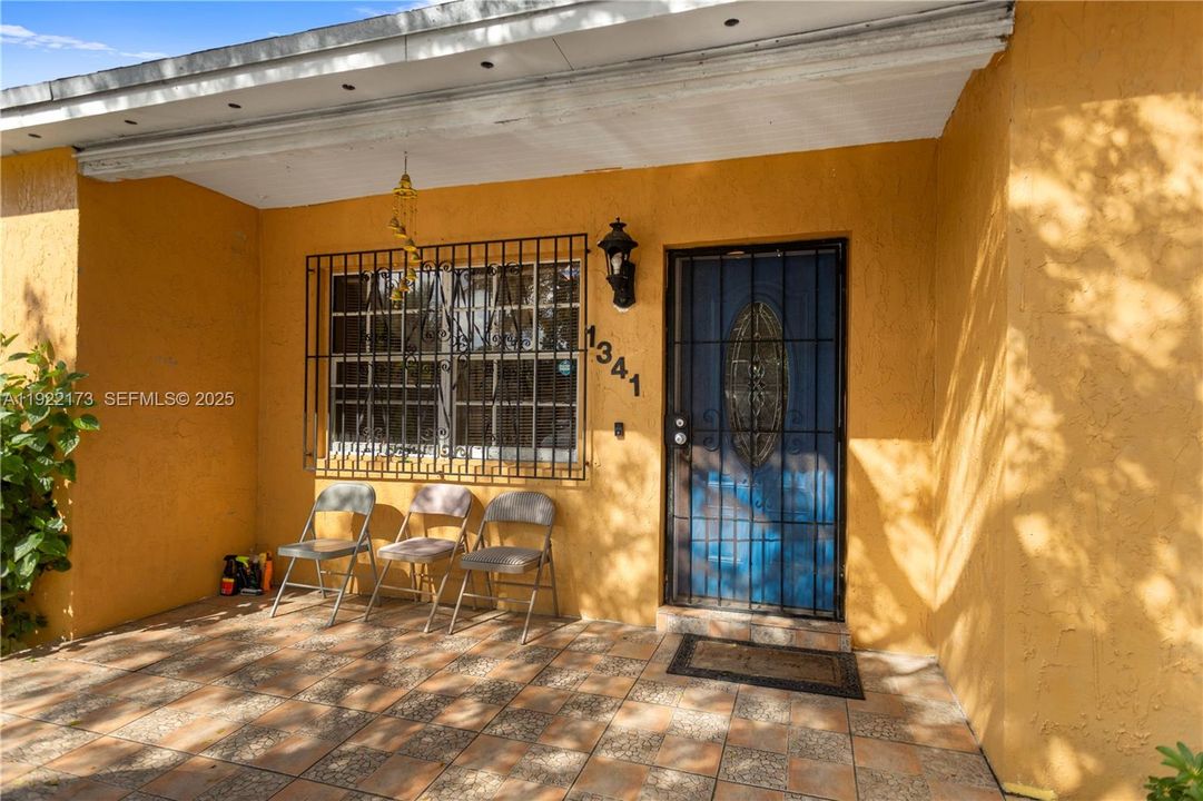 待售: $529,000 (4 贝兹, 3 浴室, 2361 平方英尺)