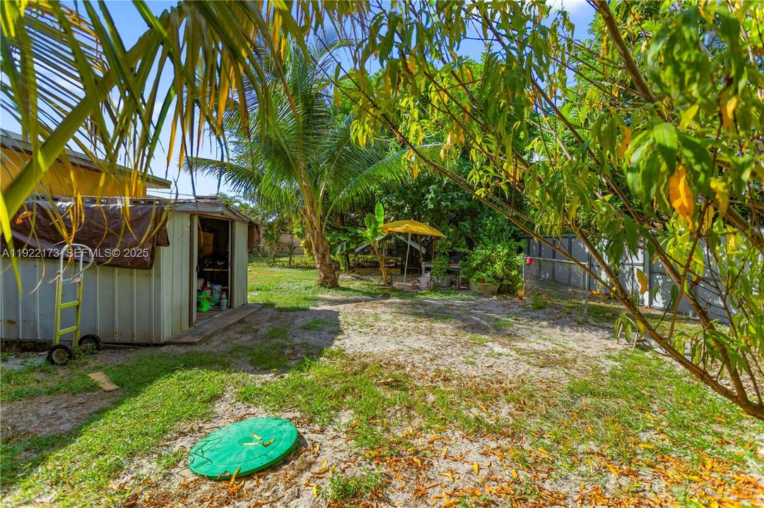 待售: $529,000 (4 贝兹, 3 浴室, 2361 平方英尺)