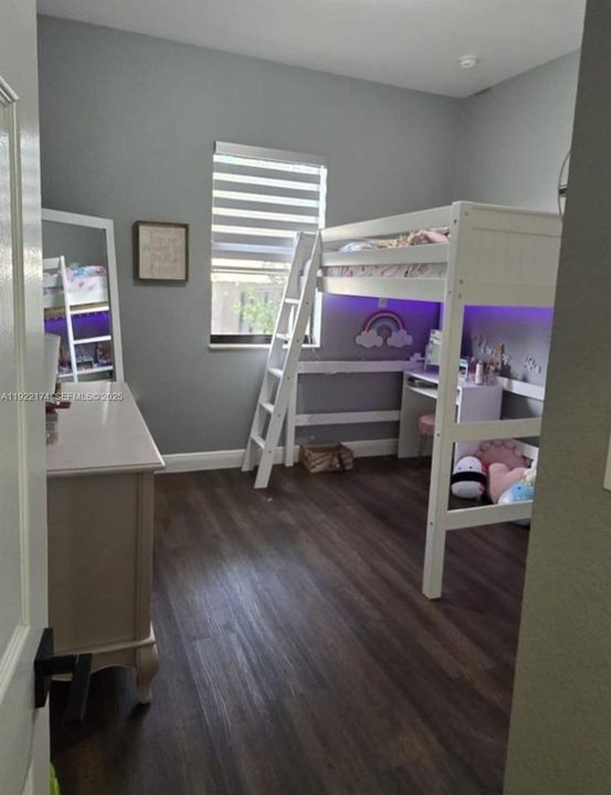 For Rent: $3,400 (3 beds, 2 baths, 1570 Square Feet)