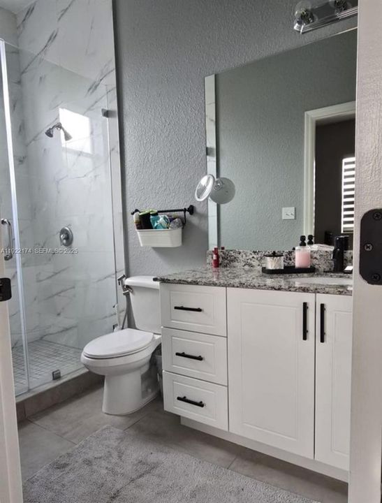 For Rent: $3,400 (3 beds, 2 baths, 1570 Square Feet)