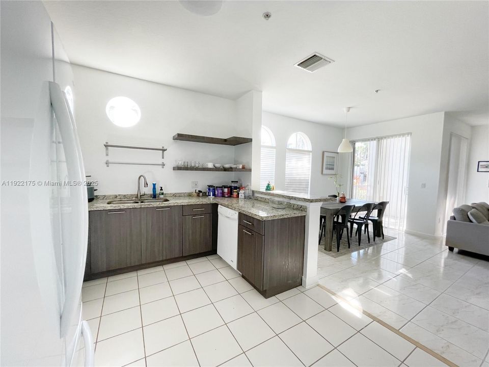 For Sale: $390,000 (3 beds, 2 baths, 1340 Square Feet)