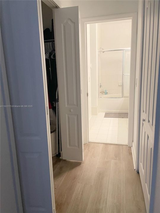 For Sale: $390,000 (3 beds, 2 baths, 1340 Square Feet)