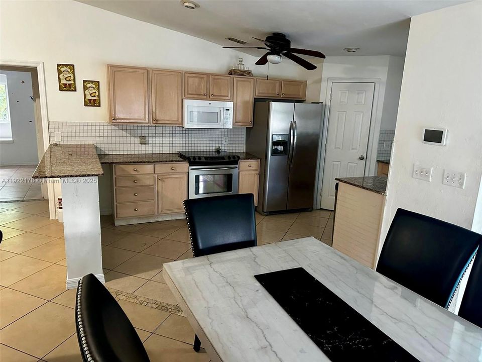 For Sale: $584,900 (3 beds, 2 baths, 1956 Square Feet)