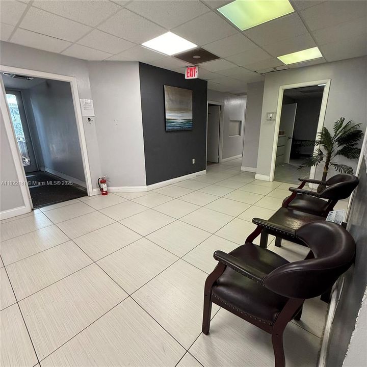 出租: $10,000 (0 贝兹, 0 浴室, 0 平方英尺)