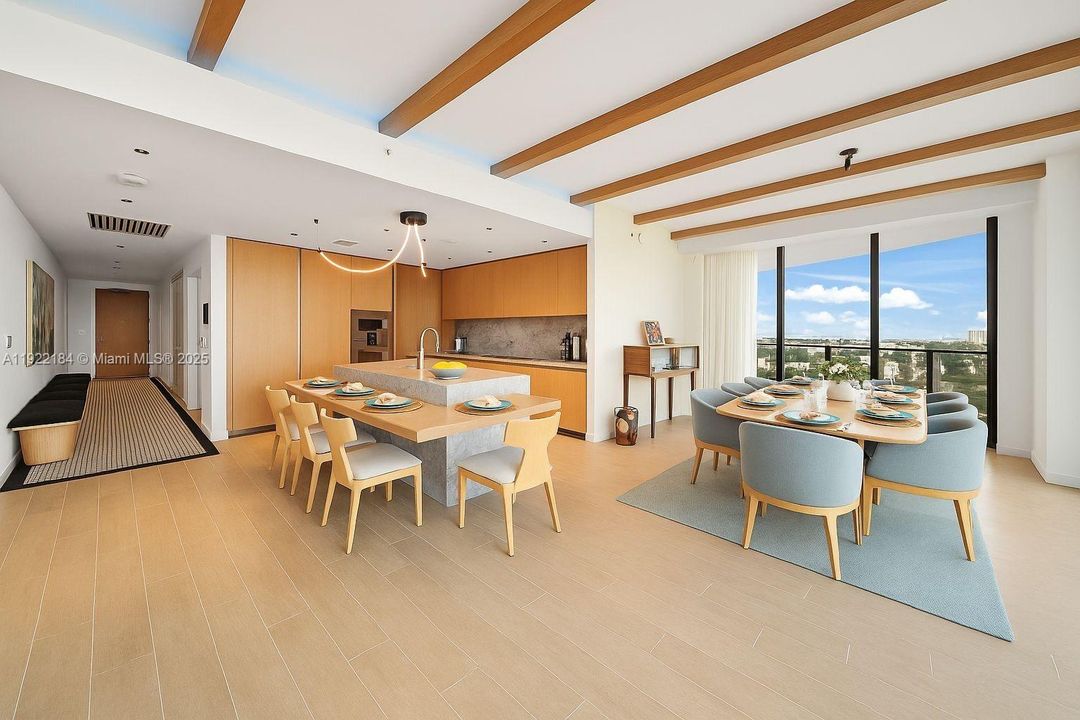 : $4,600,000 (3 beds, 3 baths, 1992 Square Feet)