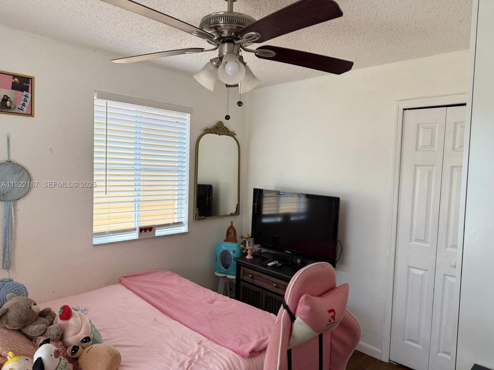 出租: $3,500 (3 贝兹, 2 浴室, 1671 平方英尺)