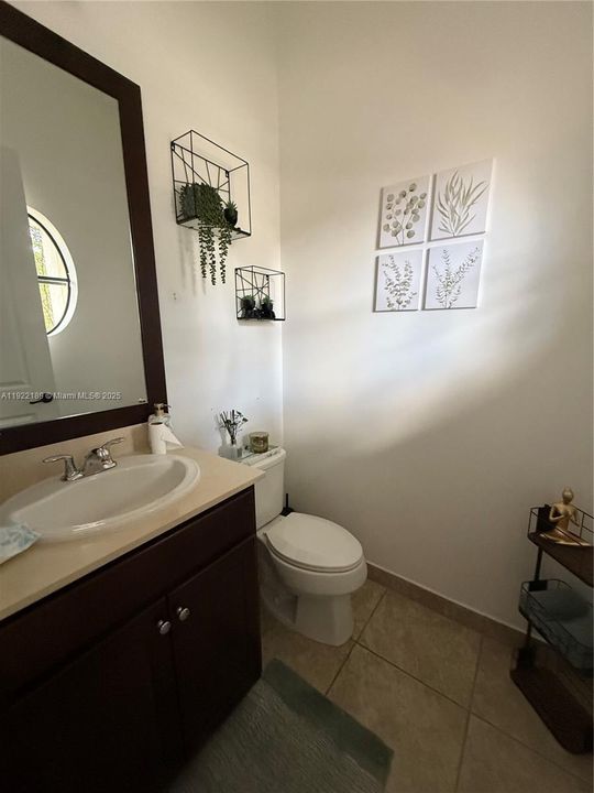 В аренду: $4,000 (3 спален, 2 ванн, 2486 Квадратных фут)