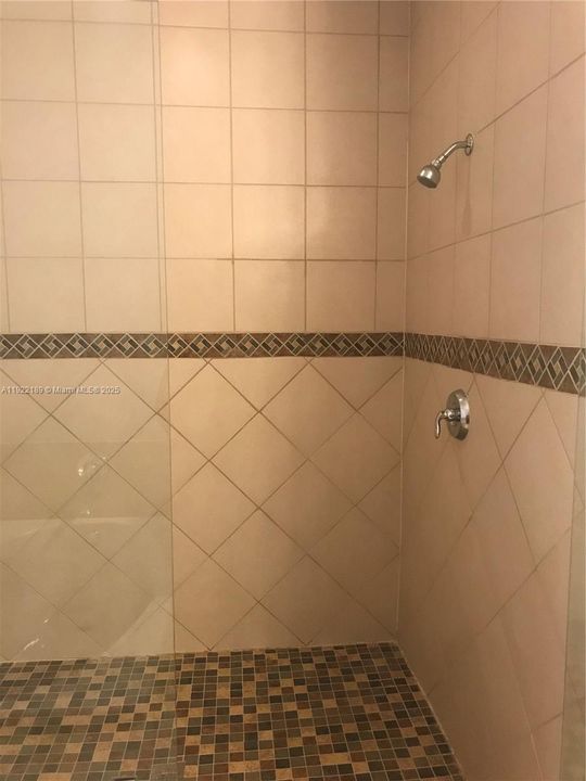 В аренду: $4,000 (3 спален, 2 ванн, 2486 Квадратных фут)