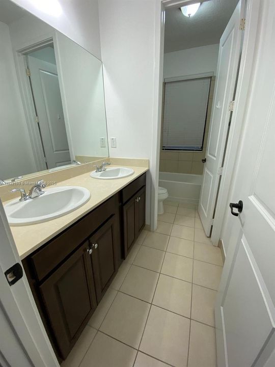 В аренду: $4,000 (3 спален, 2 ванн, 2486 Квадратных фут)