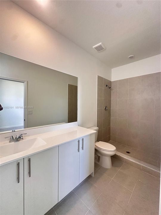 В аренду: $2,750 (3 спален, 3 ванн, 0 Квадратных фут)