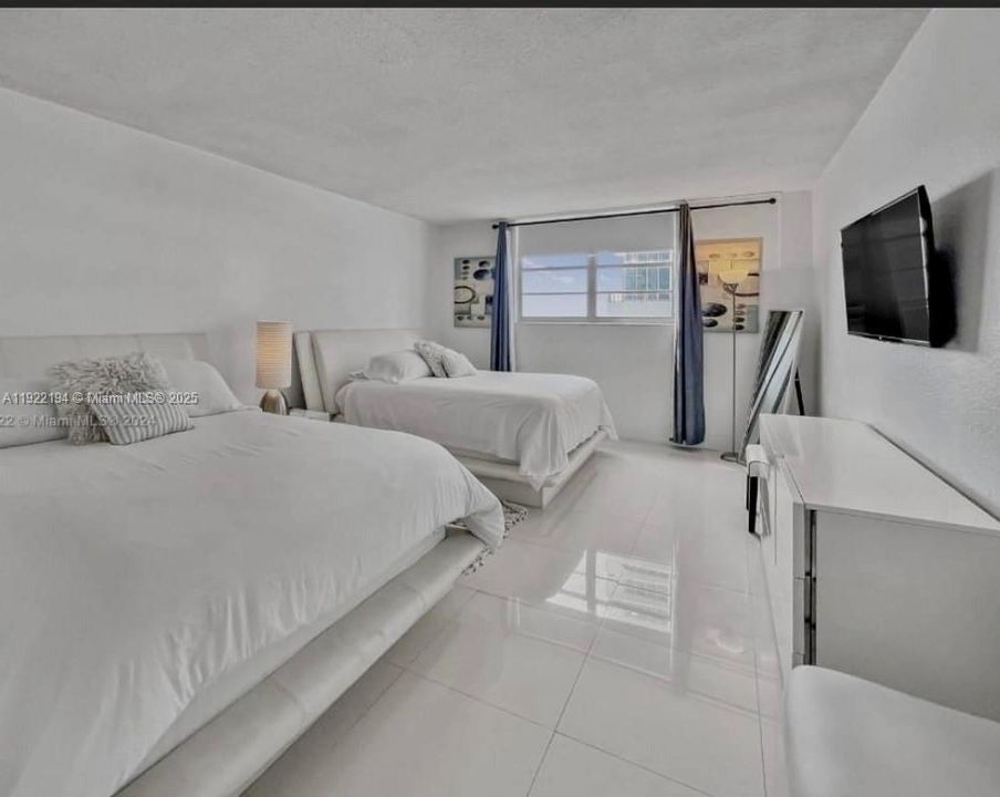 En Venta: $640,000 (2 camas, 2 baños, 1328 Pies cuadrados)