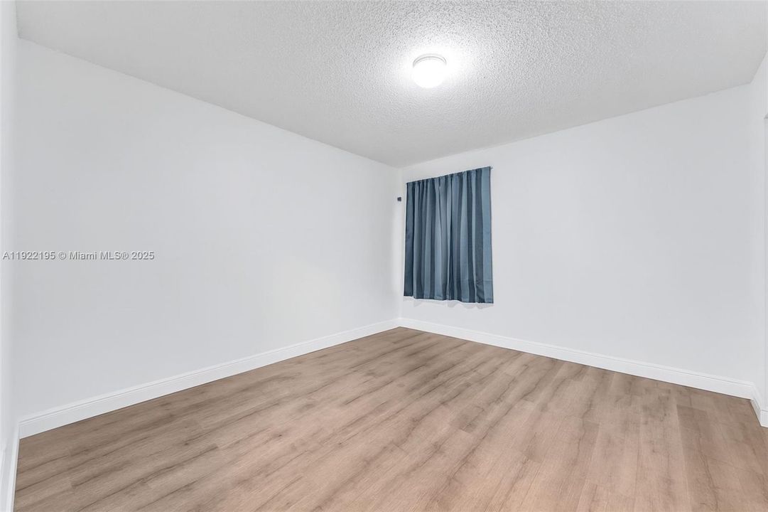 En Renta: $3,875 (3 camas, 2 baños, 1881 Pies cuadrados)