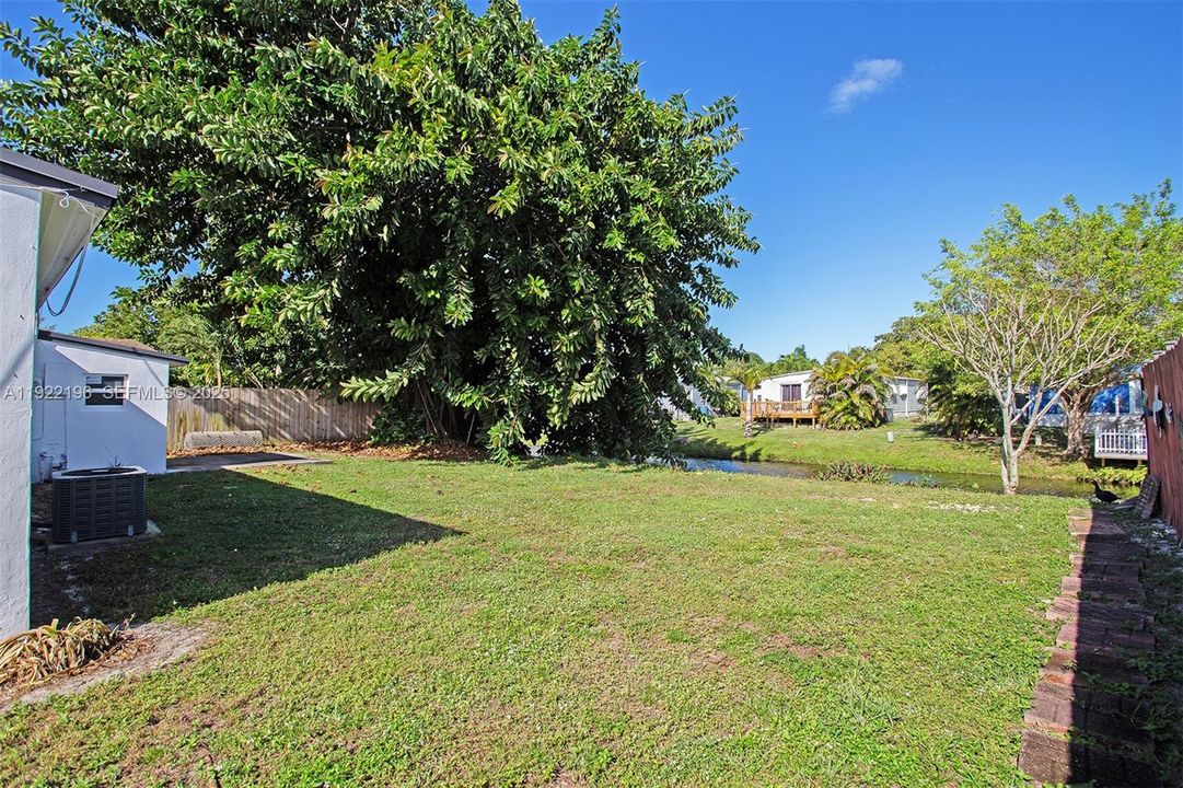 В аренду: $3,000 (3 спален, 2 ванн, 920 Квадратных фут)