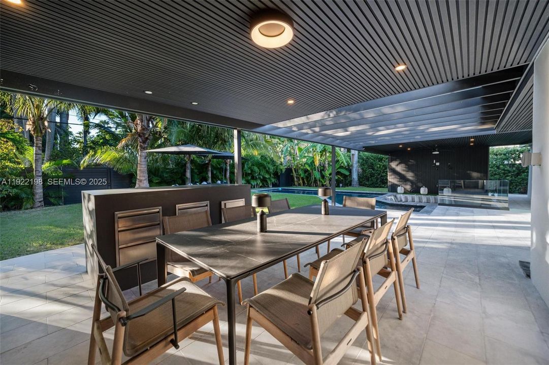 En Renta: $15,000 (3 camas, 2 baños, 3008 Pies cuadrados)