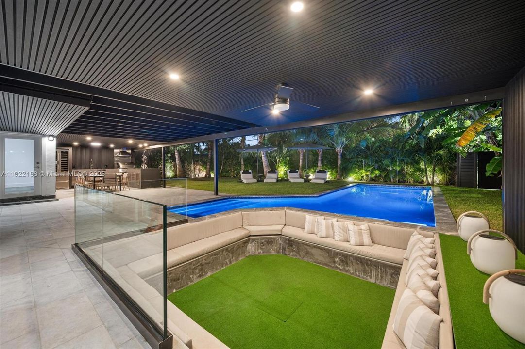 En Renta: $15,000 (3 camas, 2 baños, 3008 Pies cuadrados)