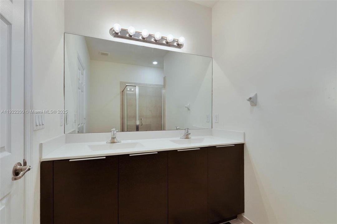 En Renta: $3,850 (4 camas, 2 baños, 1769 Pies cuadrados)