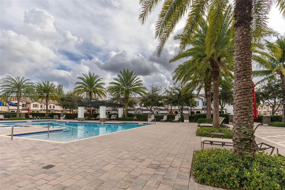 En Renta: $3,850 (4 camas, 2 baños, 1769 Pies cuadrados)