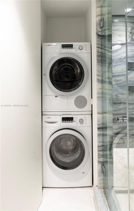 待售: $1,795,000 (2 贝兹, 2 浴室, 1283 平方英尺)