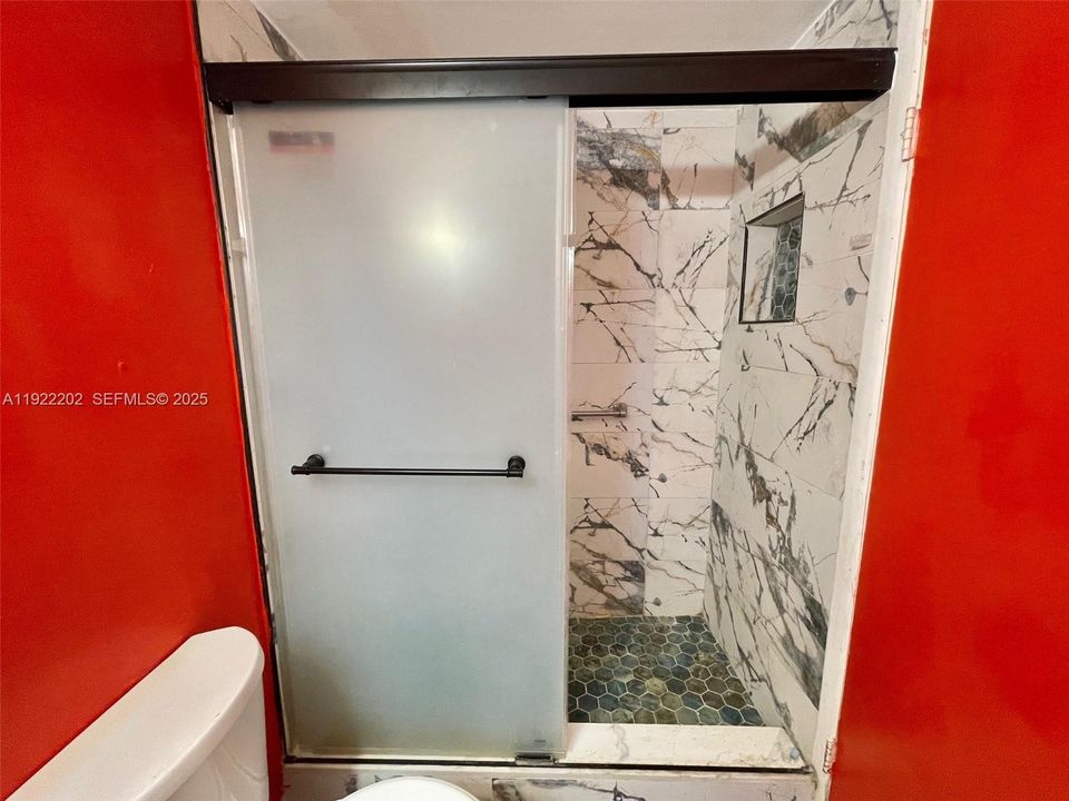 En Venta: $115,000 (1 camas, 1 baños, 844 Pies cuadrados)