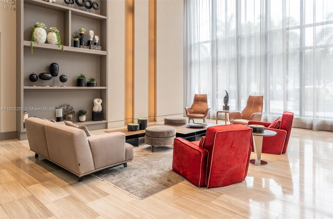 For Sale: $650,000 (2 beds, 2 baths, 1020 Square Feet)