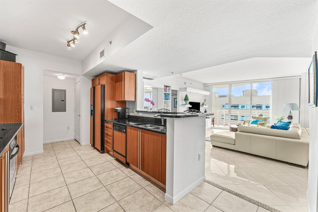 003-1551NorthFlaglerDrive-1415-WestPalmB