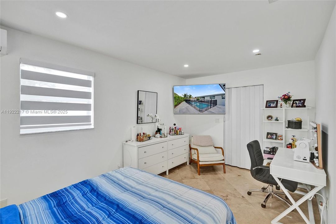 待售: $895,000 (3 贝兹, 2 浴室, 1613 平方英尺)