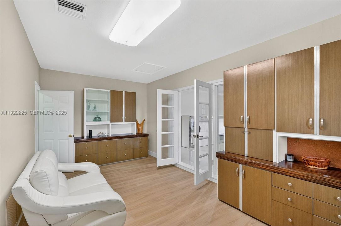 En Venta: $1,750,000 (3 camas, 3 baños, 2672 Pies cuadrados)