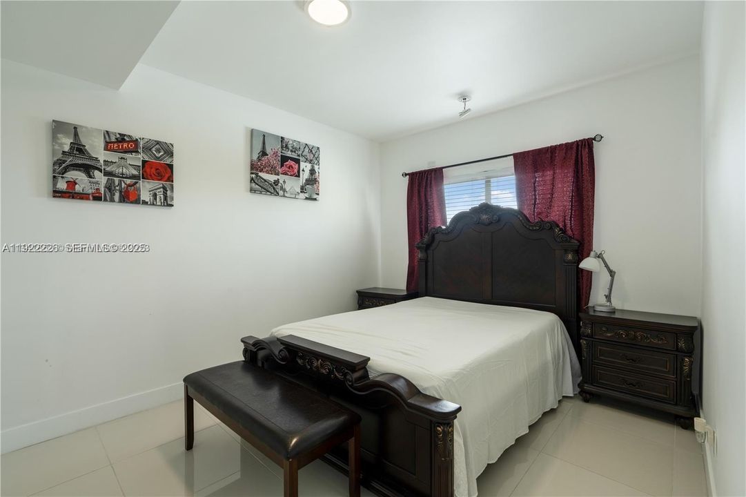 На продажу: $550,000 (4 спален, 3 ванн, 1476 Квадратных фут)