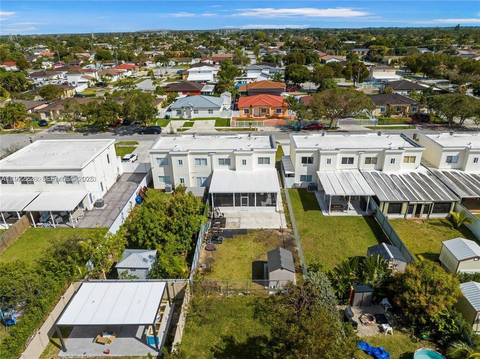 На продажу: $550,000 (4 спален, 3 ванн, 1476 Квадратных фут)