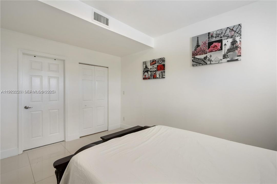 На продажу: $550,000 (4 спален, 3 ванн, 1476 Квадратных фут)